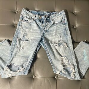 American Eagle Distressed Tomgirl Jeans